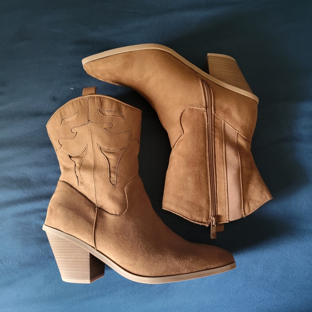 11W Western Pull-on Bootie